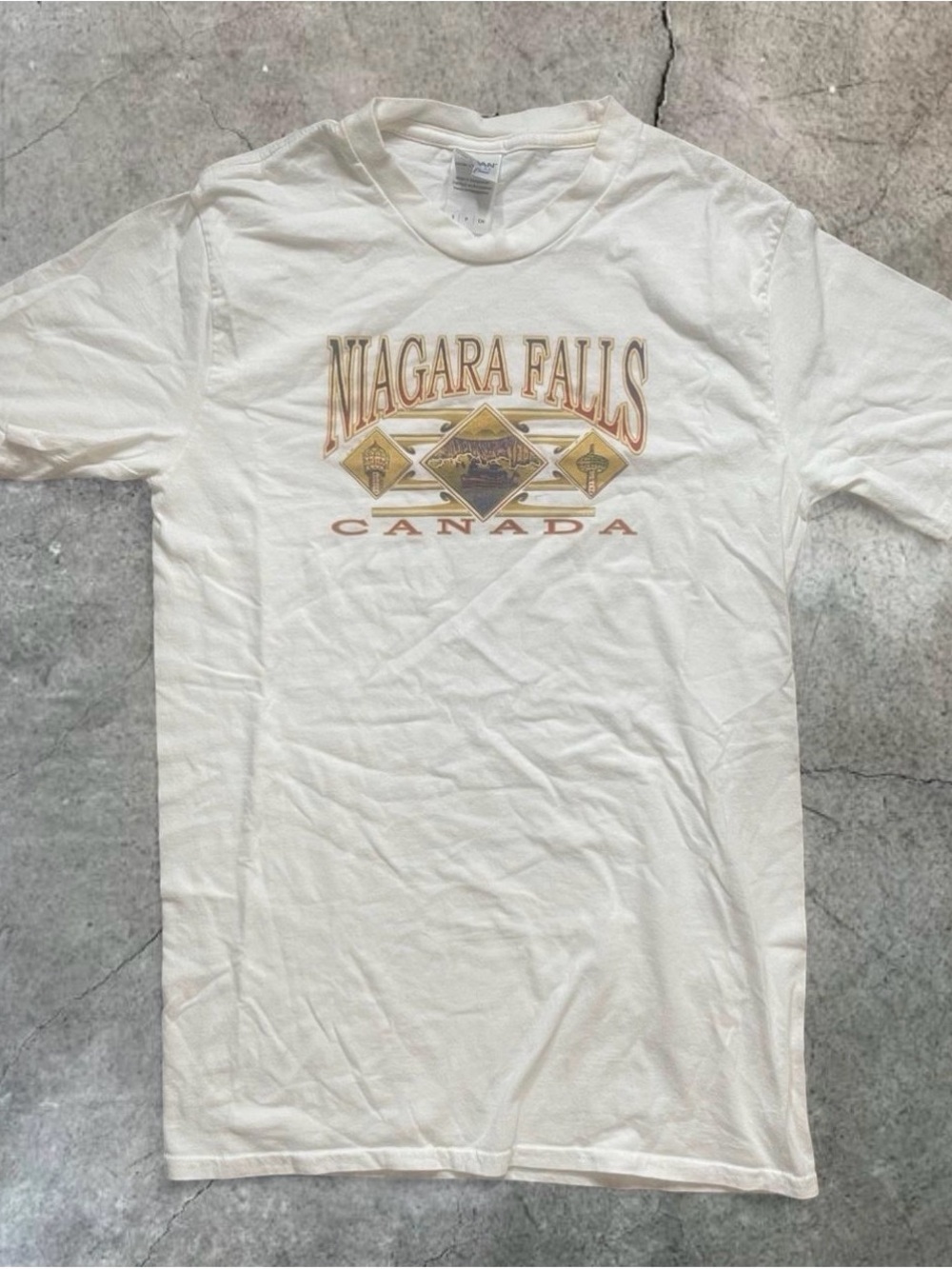 Niagara Falls Canada 90s
White T-Shirt